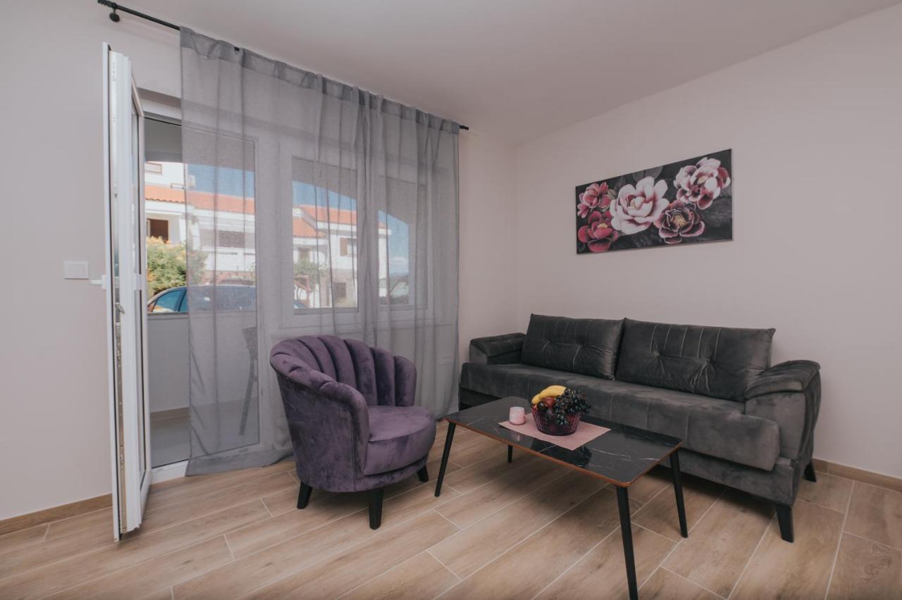 Apartments Virgine Maria I Baška Eksteriør bilde